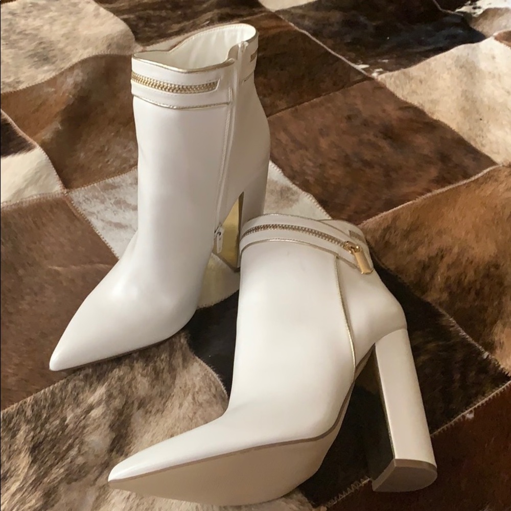 Mini boots - Picture 2 of 4